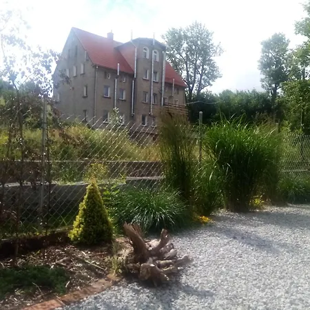 Dom wakacyjny Dom Nad Rzeką *