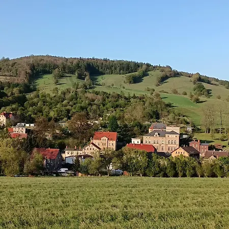 Dom Nad Rzeka Ober Wüstegiersdorf