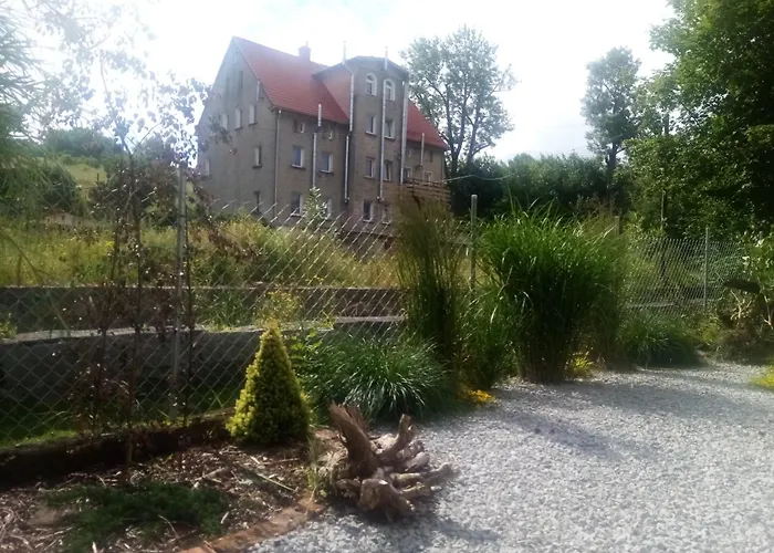 Dom wakacyjny Dom Nad Rzeką *